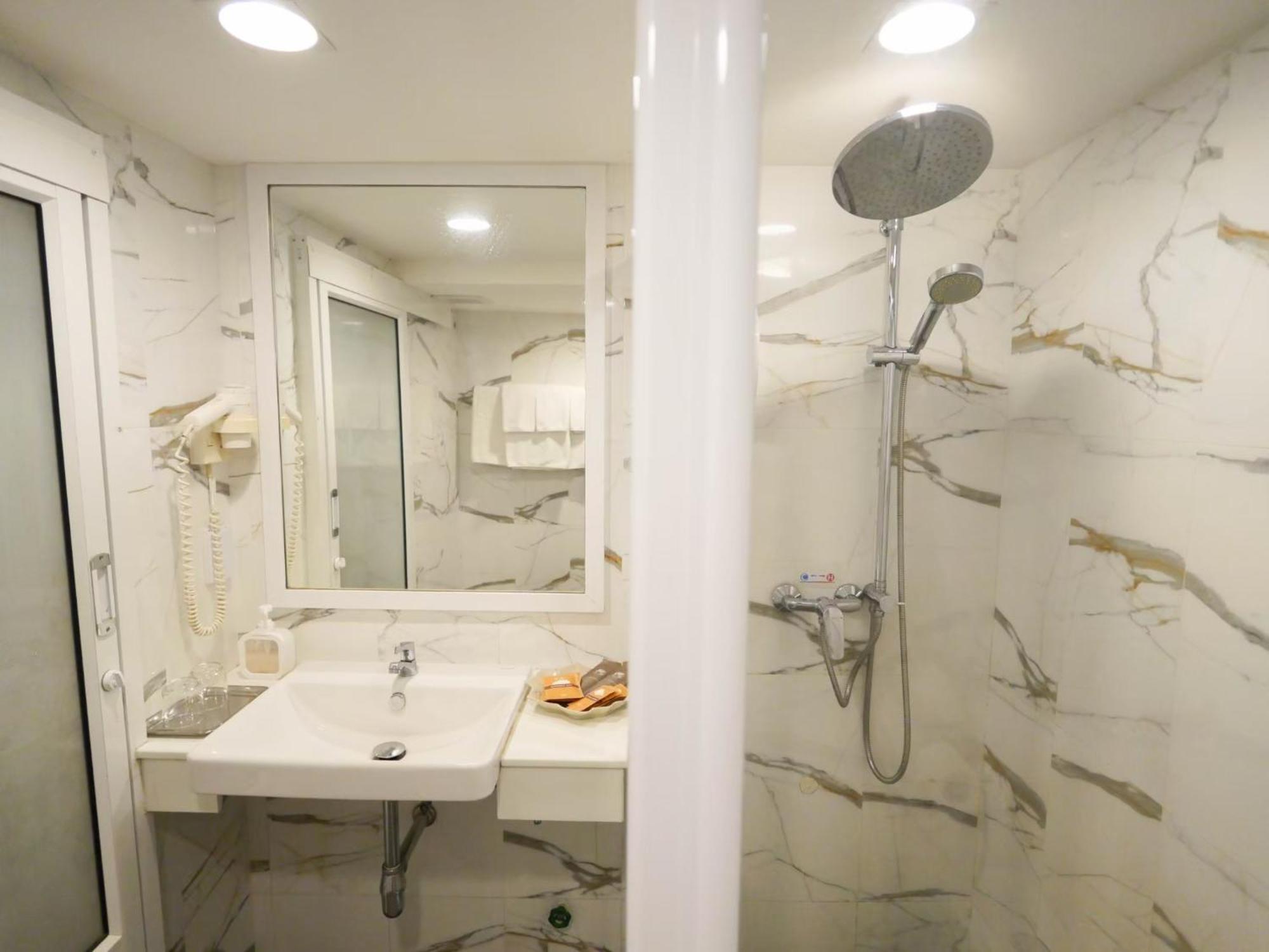 Sakol Hotel Хат'яй Екстер'єр фото